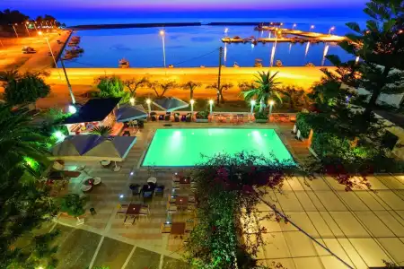 Kyparissia Beach - 25