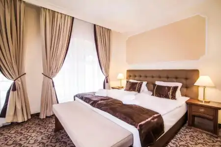 Windsor Spa - 49