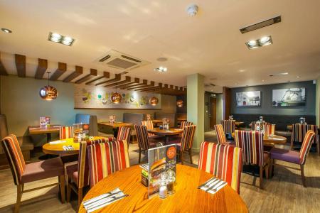 Premier Inn London Hammersmith - 19