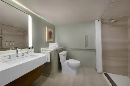 Sonesta Miami Airport - 36