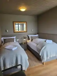 Riverfront Lodge - 12