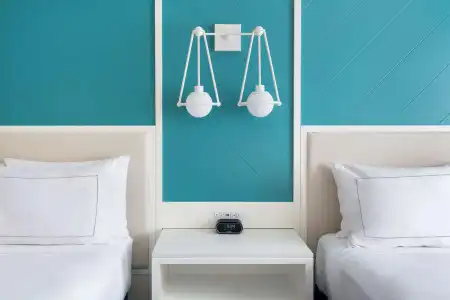 DoubleTree Suites by Hilton Naples - 4
