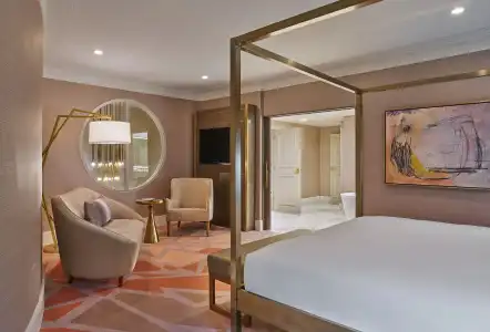 Crescent Court - 26