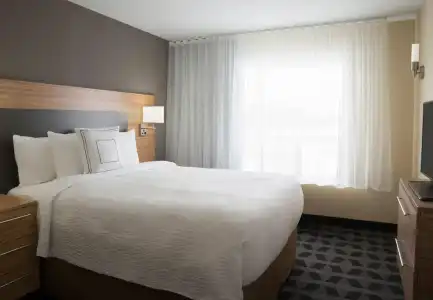 TownePlace Suites Ottawa Kanata - 8