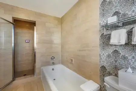 Omni Shoreham - 161