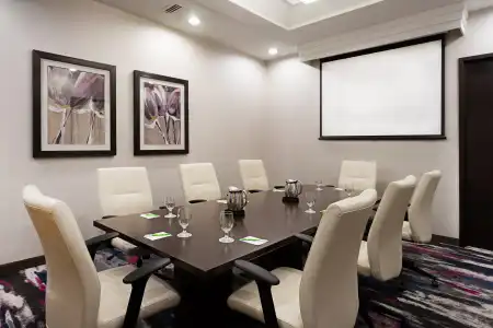 Courtyard by Marriott Miami Downtown - 13