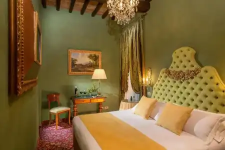 Boutique Campo dé Fiori - 18