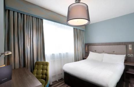 London Chigwell Prince Regent, BW Signature Collection - 47