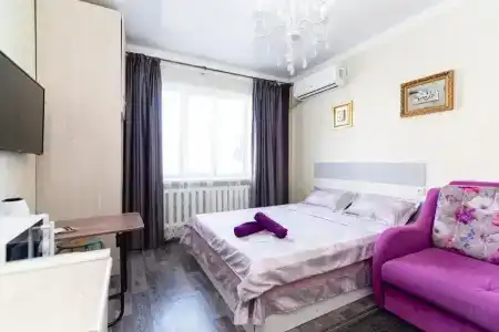 Yourhouse  -2,  66 - 11