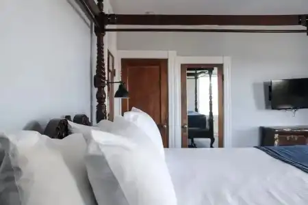 Emerson Inn - 97
