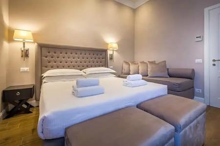 Emma Small Luxury - 123