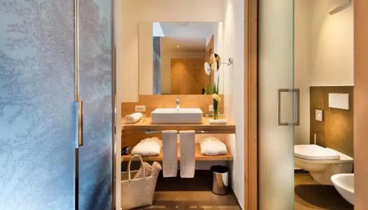 Waldrast - Forestside Living - 76