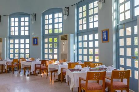 Strand Beach Resort - 12