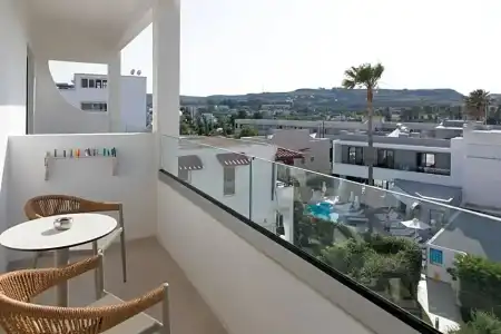 Agrelli & Suites - 168