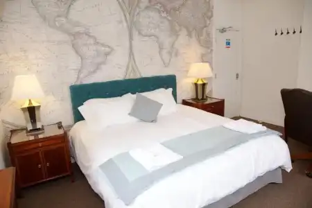 The Captain Cook - 30