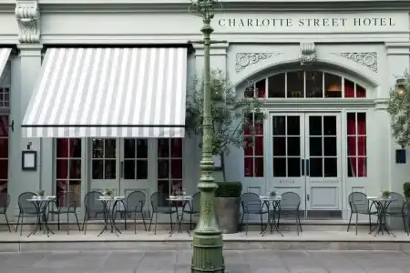 Charlotte Street, Firmdales - 39