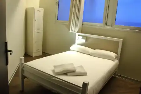 Poshtel Bilbao Premium Hostel - 52