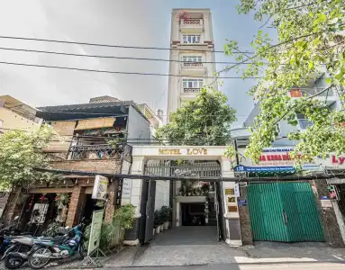 RedDoorz Plus near Le Quang Dinh Street - 0
