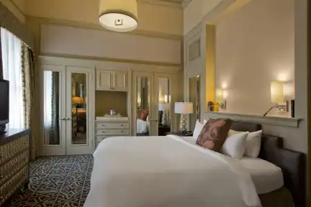 ICON Autograph Collection by Marriott - 3