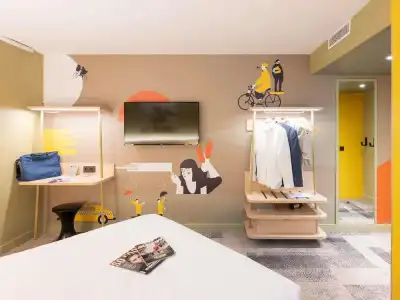 ibis Styles Lyon Confluence - 110
