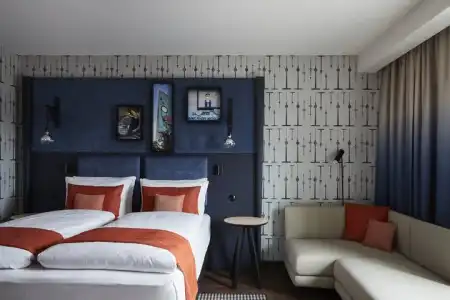 Indigo Berlin - East Side Gallery by IHG - 88