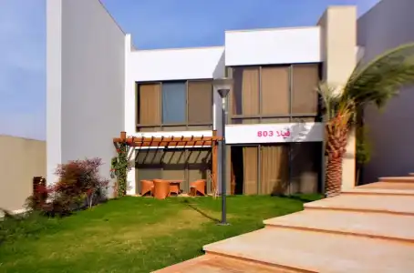 Public Security & Chalets - 30