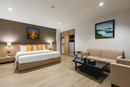 Adelphi Pattaya - 110