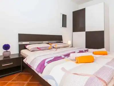 Maki Apartments - 0
