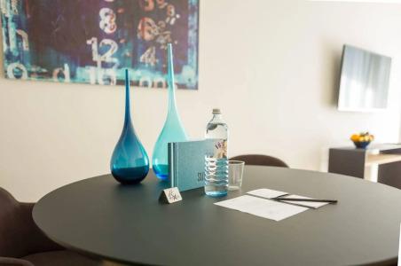 SUYTES Business Studios - 36