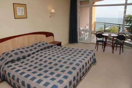 Lilia - 2