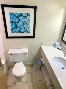 Mainstay Suites Lexington - 26