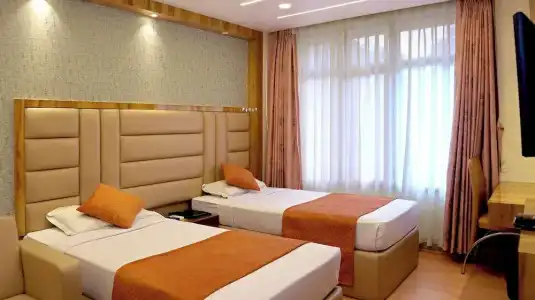 Executive Tower - 50