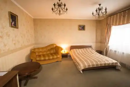 Magnat Lux - 1
