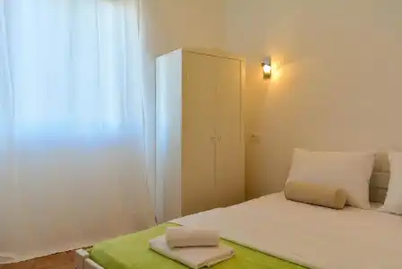 Golden B&B - 98