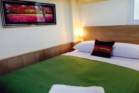 Sukhumvit 20 Guest House - 0