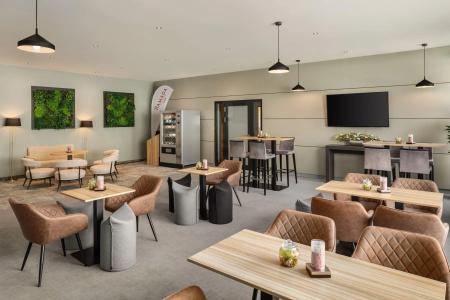 Ramada by Wyndham Essen - 10
