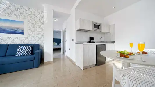 Broncemar Beach Suites - 23