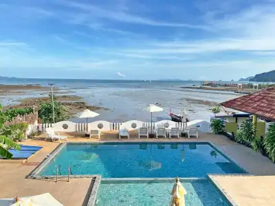 Anyavee Nam Mao Beach Resort - 35