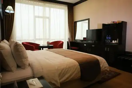 Royal Phoenicia - 30