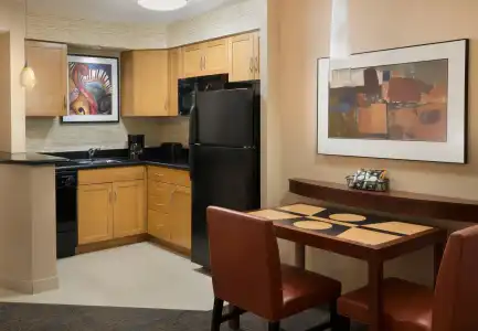 Residence Inn by Marriott Toronto Downtown / Entertainment District - 16