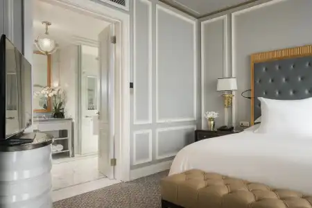 Four Seasons Jakarta - 6