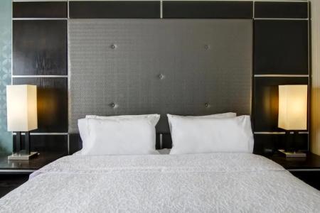 Hampton Inn & Suites by Hilton Calgary-Airport - 64
