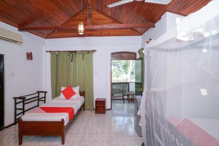 Sea View Beach Resort - 13