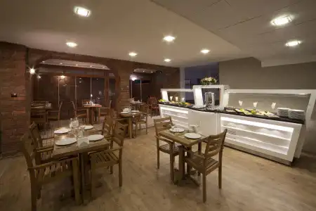 Walk In - 21