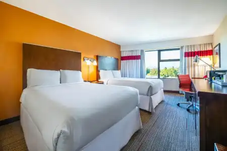 Sheraton Vancouver Airport - 6