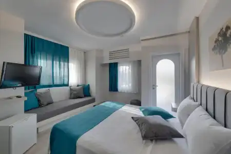 La Brezza Suite & - 3