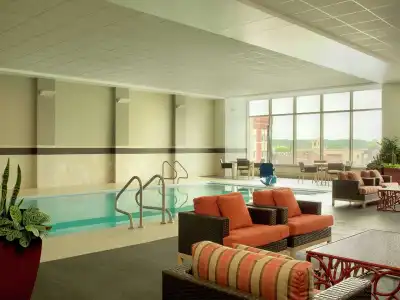 Doubletree by Hilton Cedar Rapids Convention Complex - 25