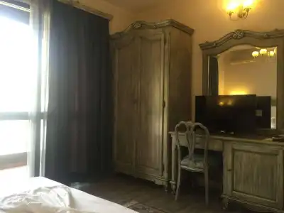 Broadway Tirana - 3