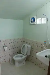 Sarm Mork Guesthouse - 10