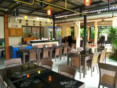 Nattha Waree Hot Spring Resort and Spa - 14